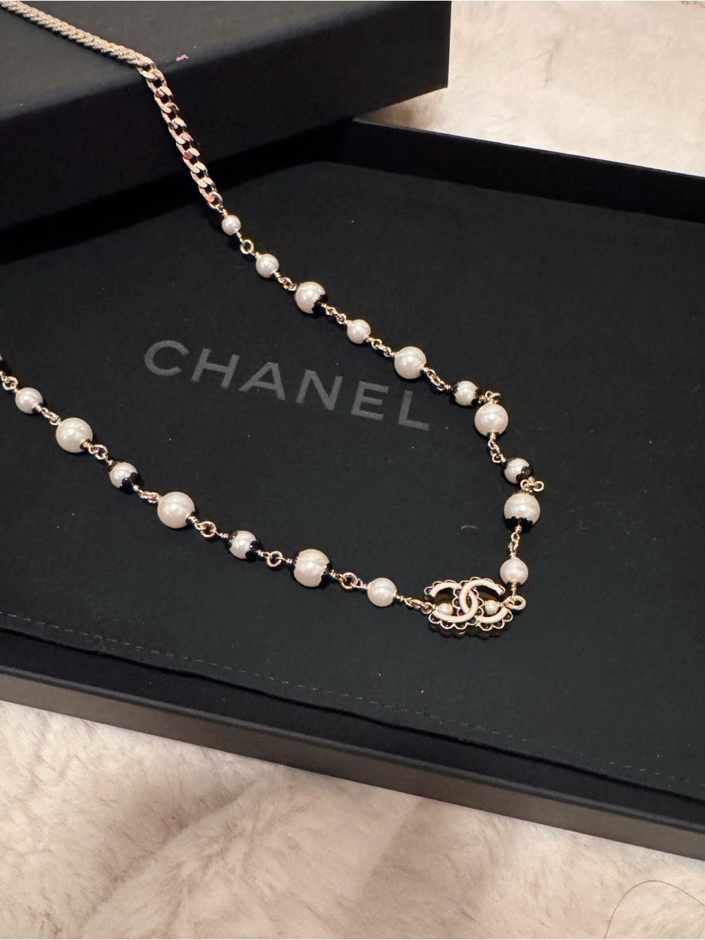 Chanel Pearl and Black Beads CC Baroque Necklace